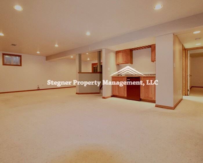 4261 Mcmurry Avenue - Photo 3 of 20