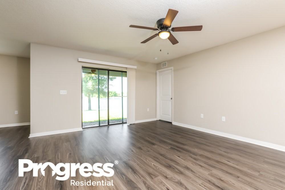 2400 Bexley Dr - Photo 3 of 18