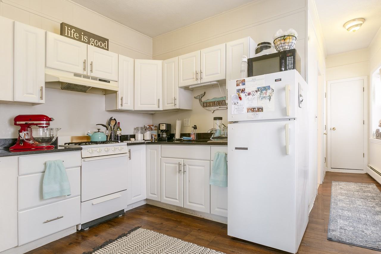 392 Commercial Street #2