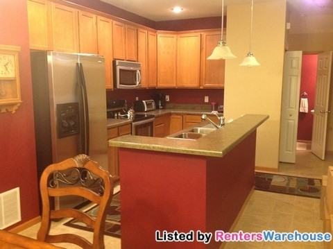 1914 Rose Way - Photo 3 of 14