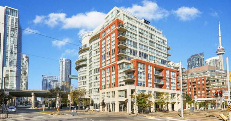 550 Queens Quay West - Photo 2 of 12