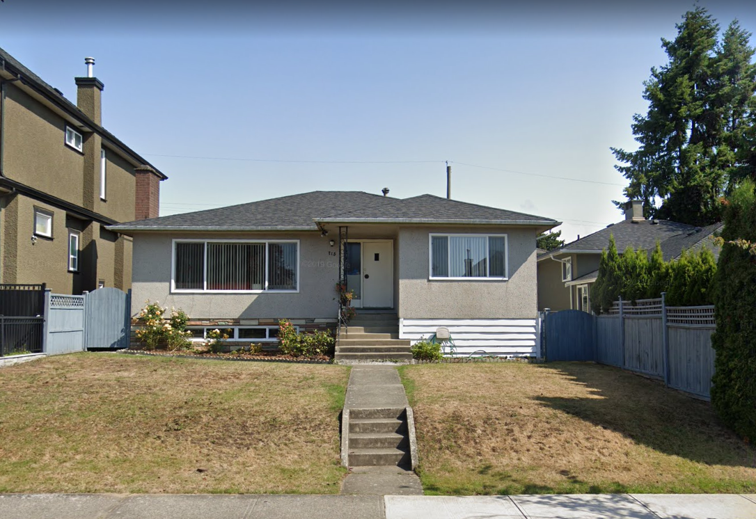 W 63rd Ave & Ash St, Vancouver, BC V6P 2H1 3 Bedroom House for 2,200