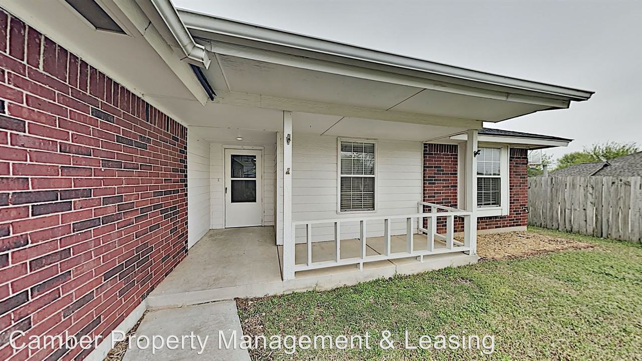 604 Bluegrass Lane - Photo 2 of 19