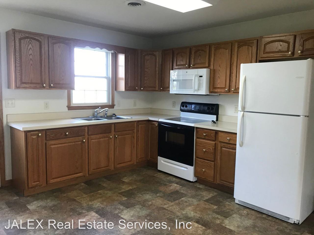 6249 Mountain View Dr - Photo 3 of 11