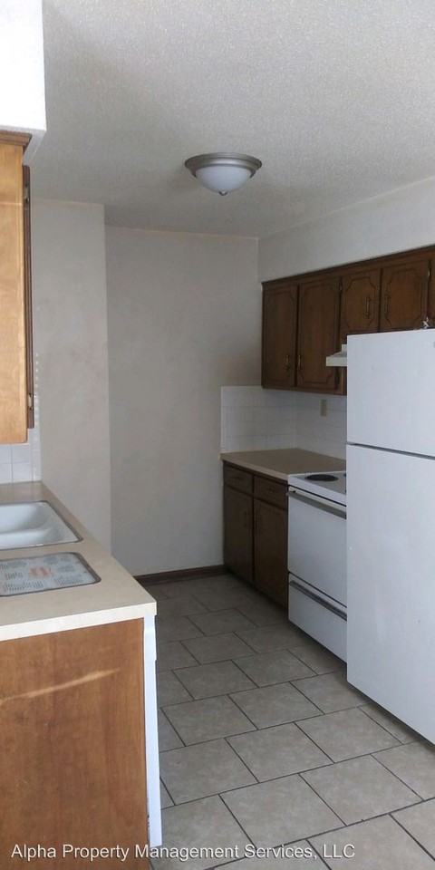 415 Windy Way - Photo 3 of 5