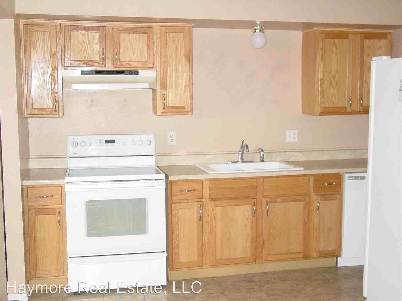 103 3rd Street - Photo 3 of 9