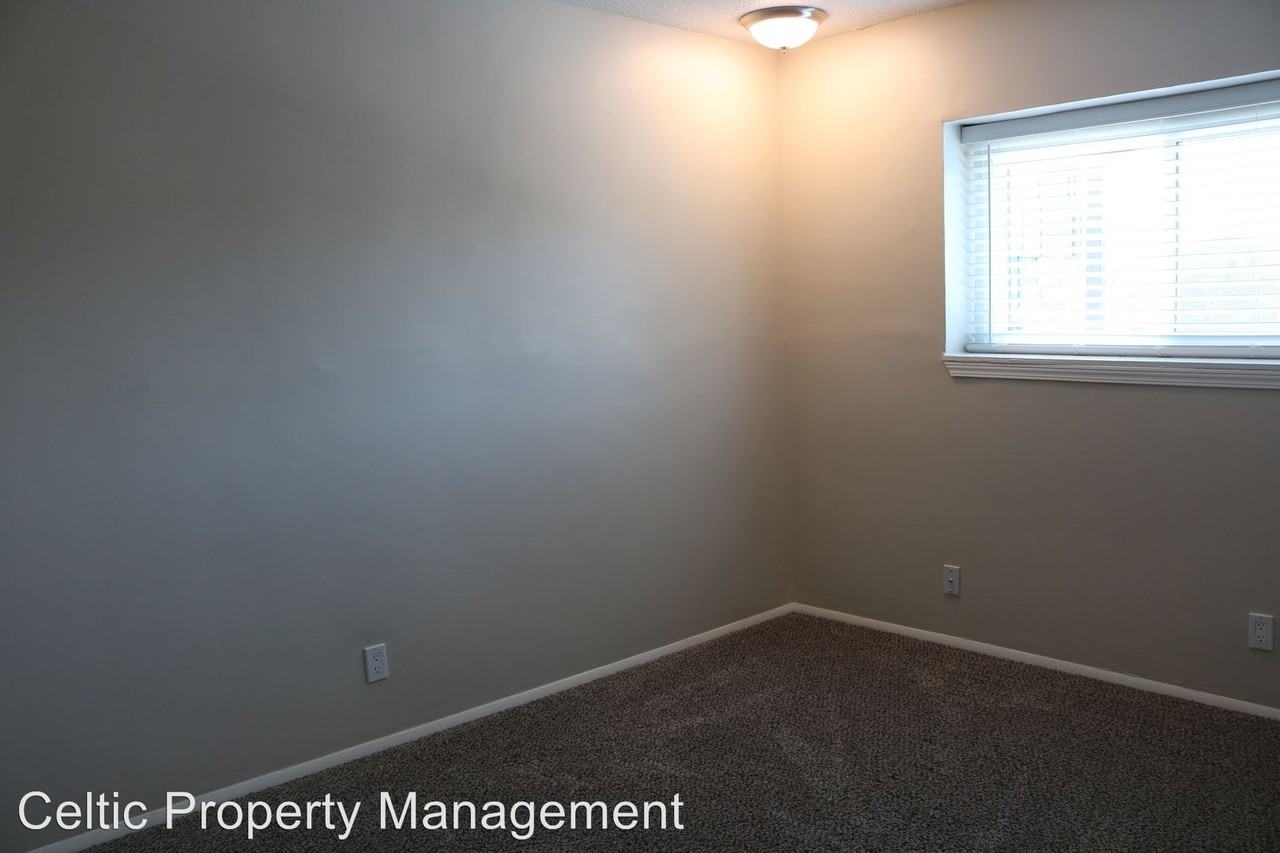 16 E. 34th Ter. - Photo 2 of 15