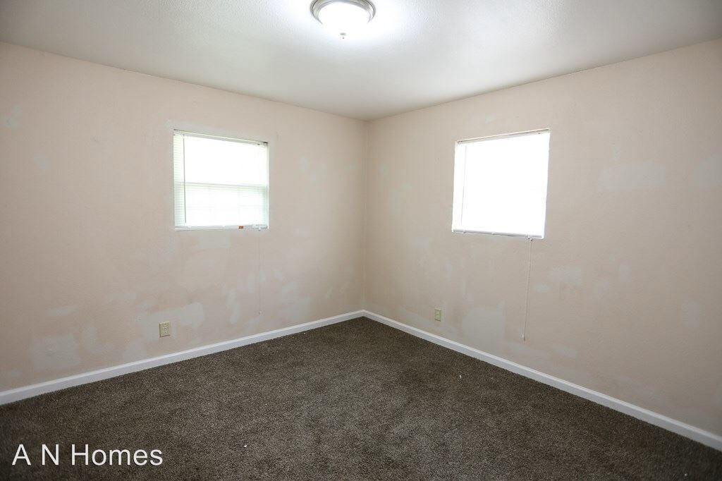 1120 E Dormard - Photo 3 of 13