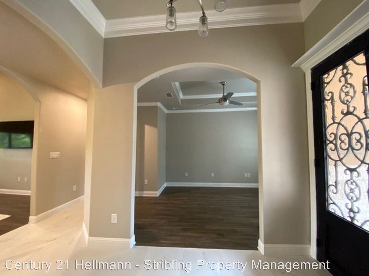 133 Tuscany Way - Photo 2 of 32