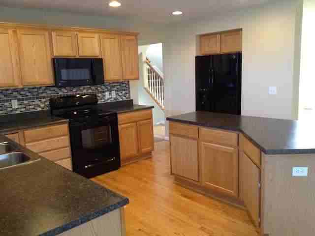 564 Panzerretta Drive - Photo 3 of 18