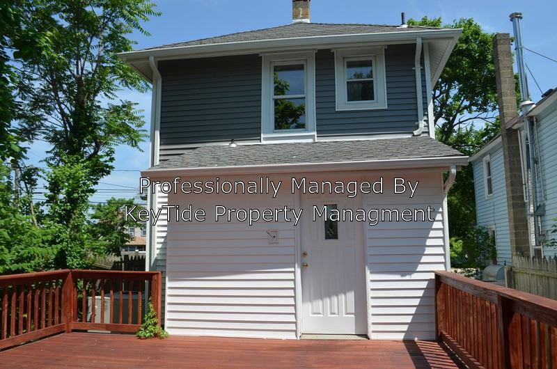 34 Pine St - Photo 3 of 14