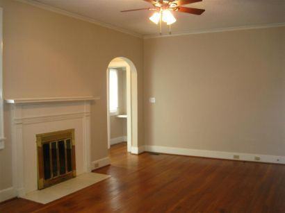 716 B Avenue - Photo 2 of 7
