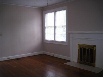 716 B Avenue - Photo 3 of 7