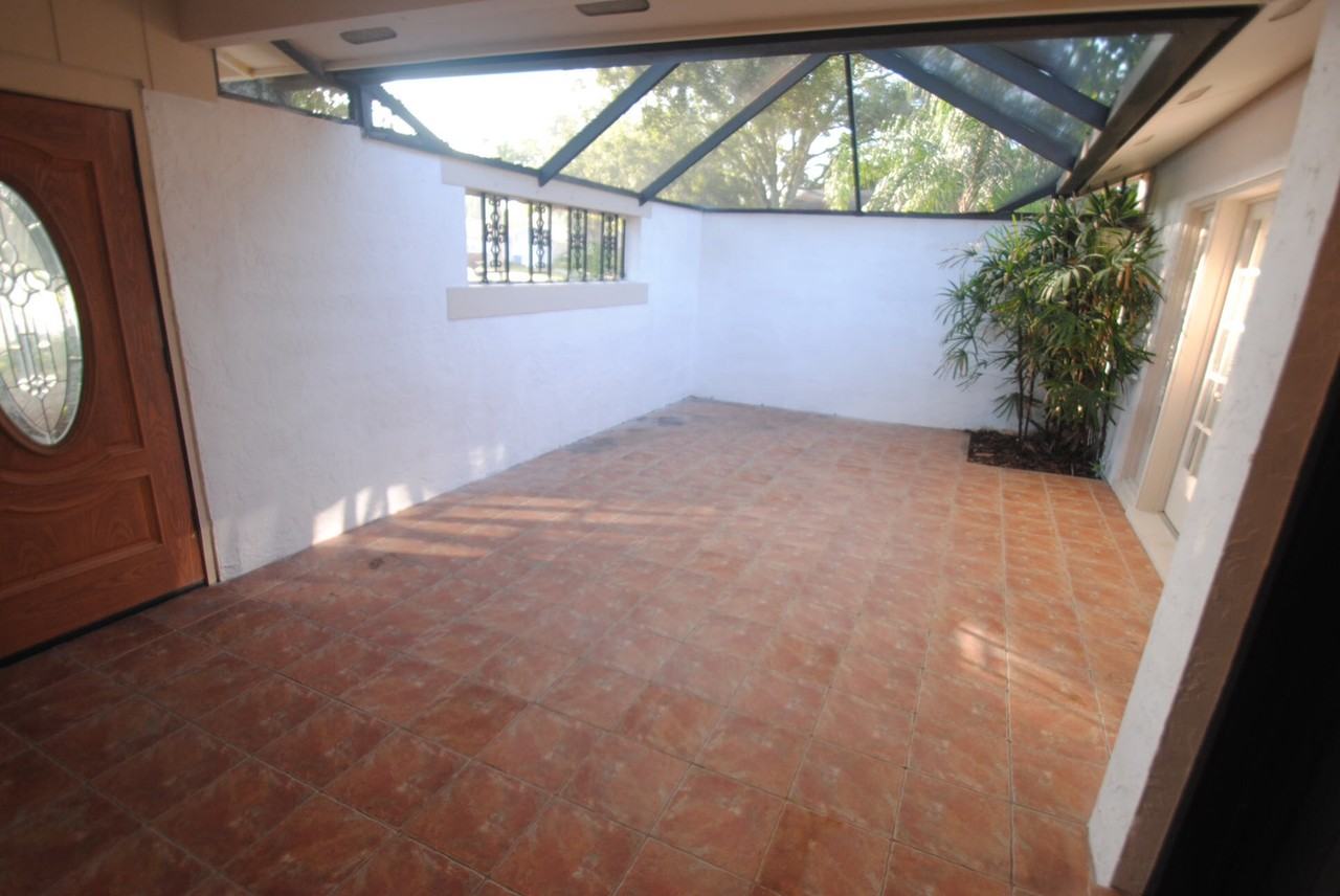 6810 Mitchell Cir - Photo 2 of 15