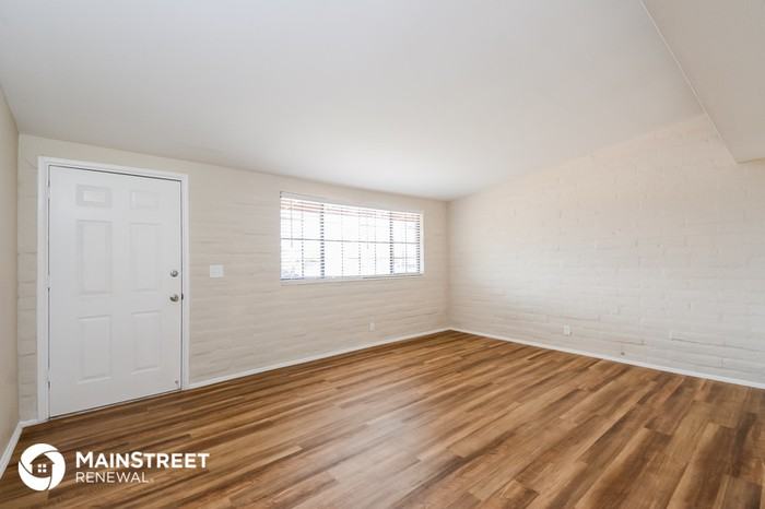 156 West Pastime Road - Photo 3 of 16