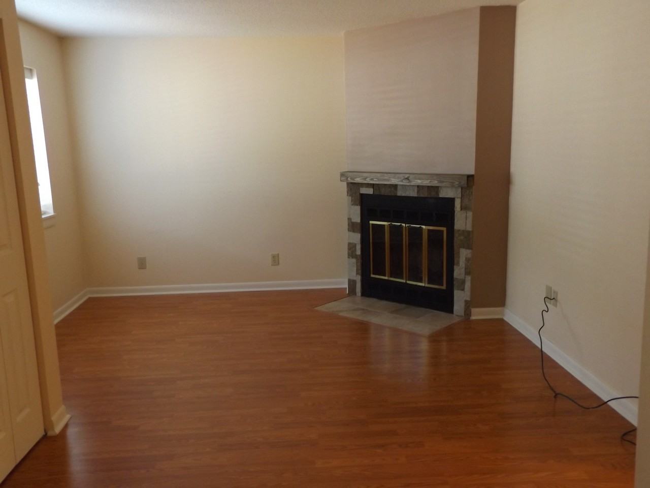 Deer Run Apartments - Photo 2 of 22