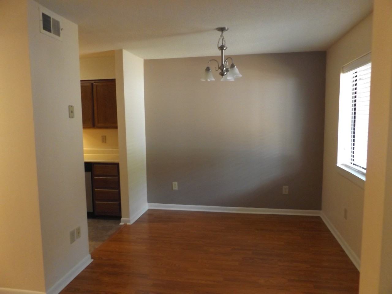Deer Run Apartments - Photo 3 of 22