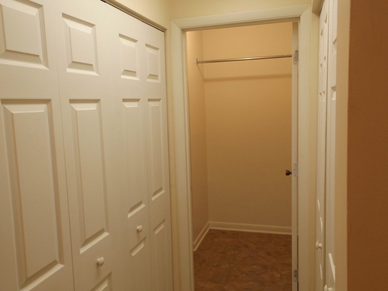 Deer Run Apartments - Photo 7 of 22