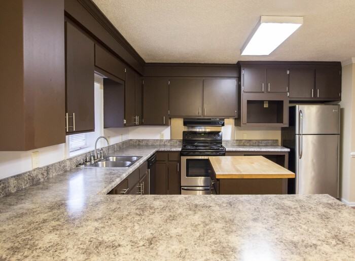 1132 Blakely Court - Photo 2 of 8