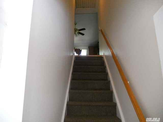 223 Northfield Rd - Photo 2 of 13