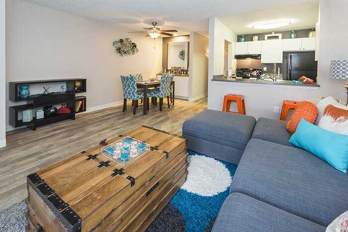 13727 E 4th Cir - Photo 2 of 26