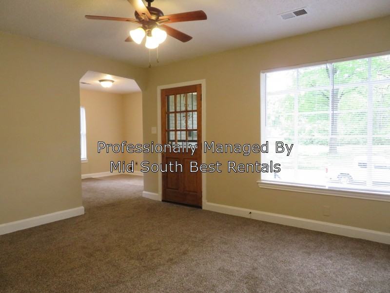 3188 Crump Ave - Photo 2 of 6