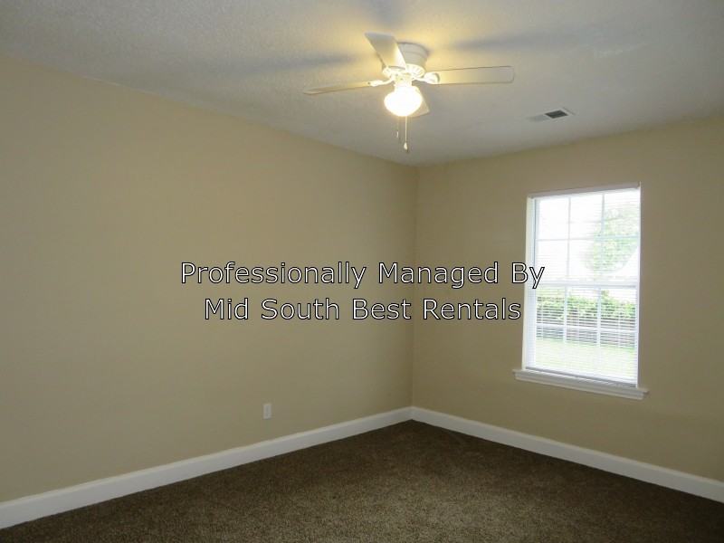 3188 Crump Ave - Photo 3 of 6