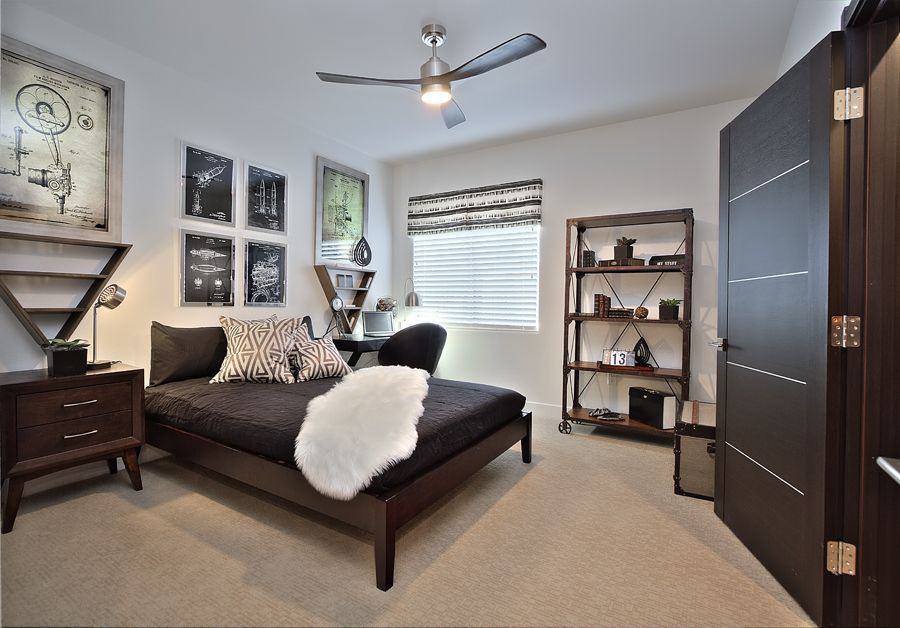 The Aviator - Photo 5 of 50