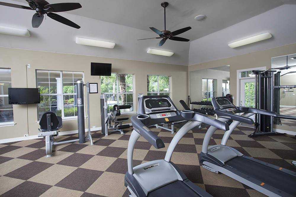 Nelson Pointe Apartment Homes - Photo 3 of 25