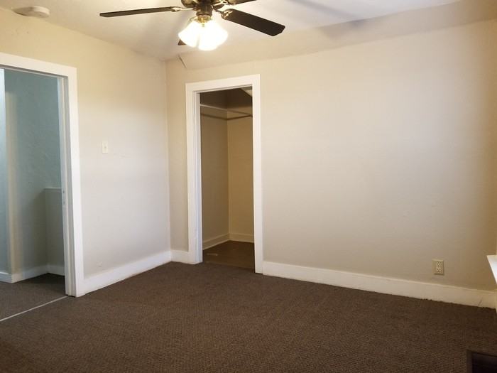 1806 M Street Southwest - Photo 3 of 12