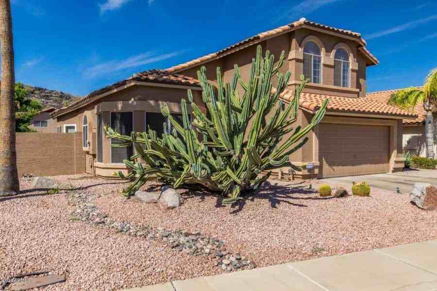 1639 W Acoma Drive - Photo 3 of 34