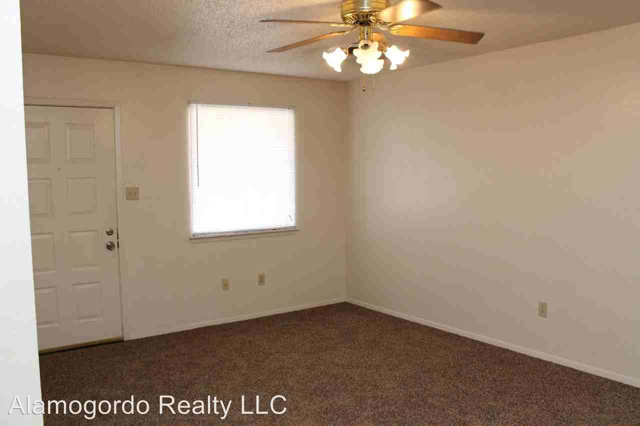 1500 Aspen - Photo 2 of 10