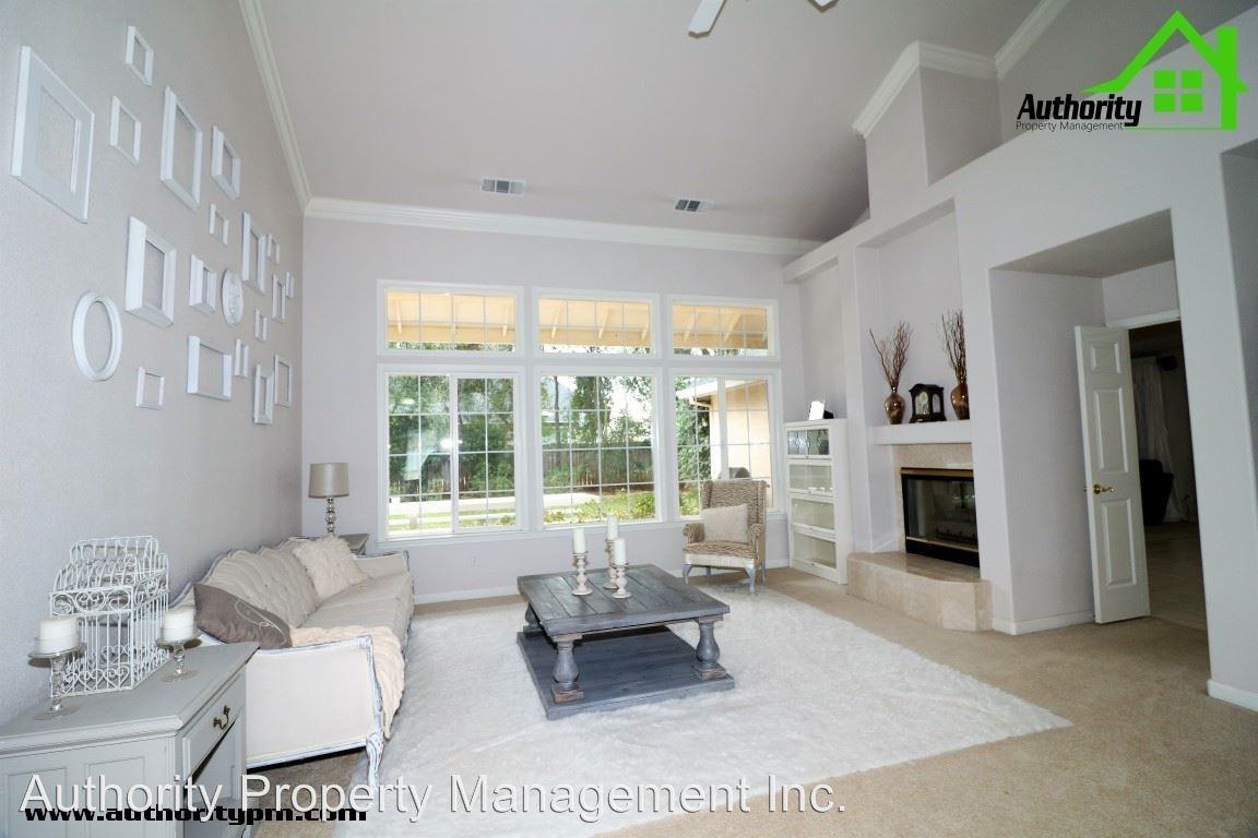 2593 Eastbrook Drive - Photo 3 of 40