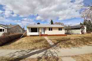 8204 93 Ave Nw - Photo 1 of 1