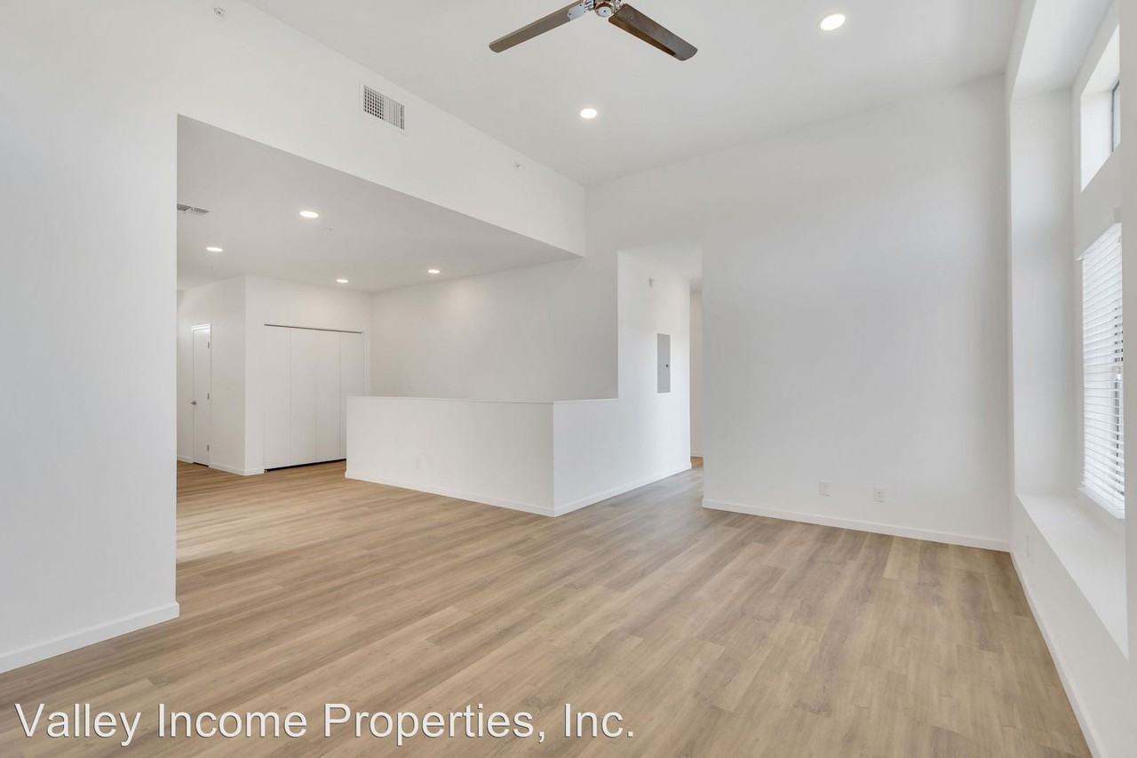 The Howe - Photo 4 of 54