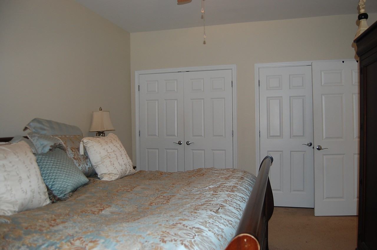 119 Beal Pkwy SE - Photo 3 of 12