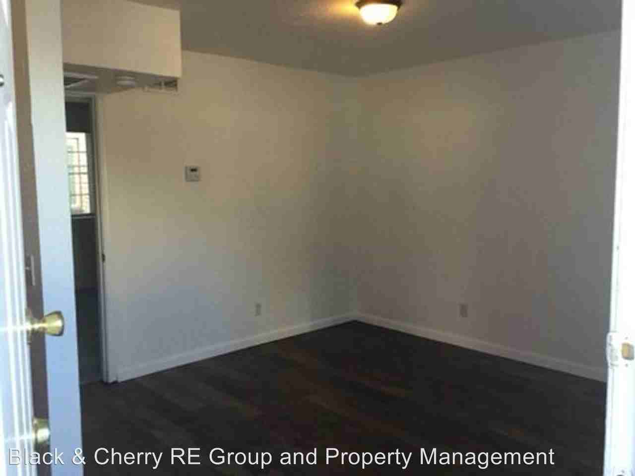 212 W Philadelphia Ave - Photo 2 of 7