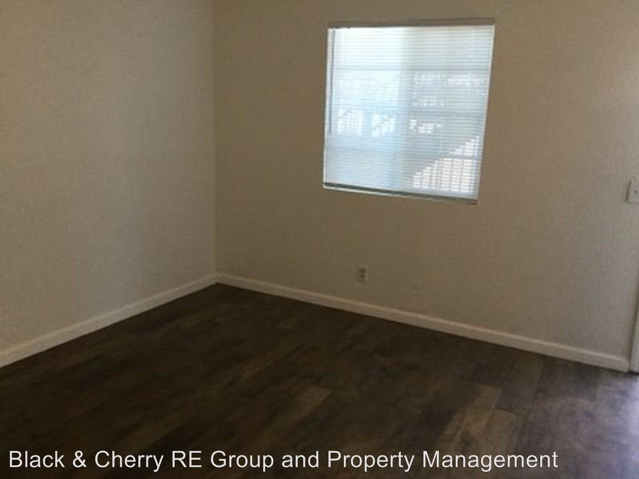 212 W Philadelphia Ave - Photo 3 of 7