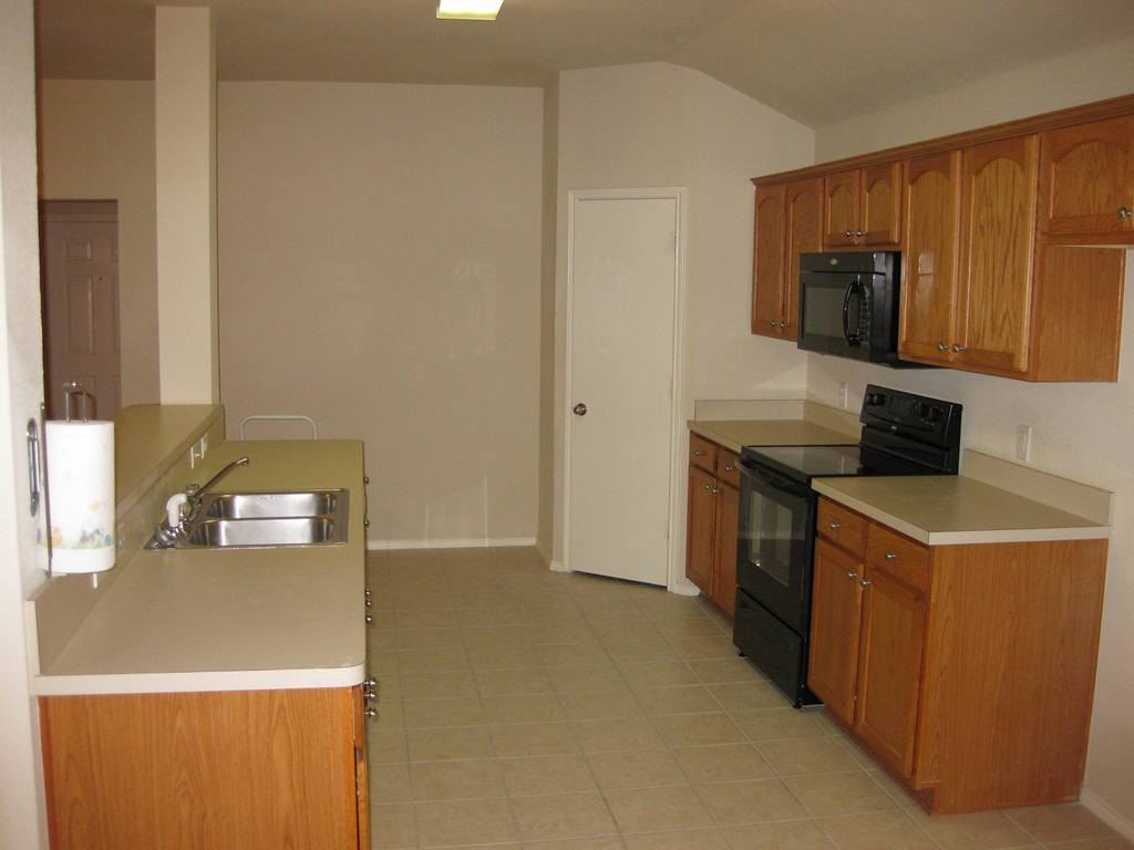 320 Tripp Trl - Photo 2 of 13
