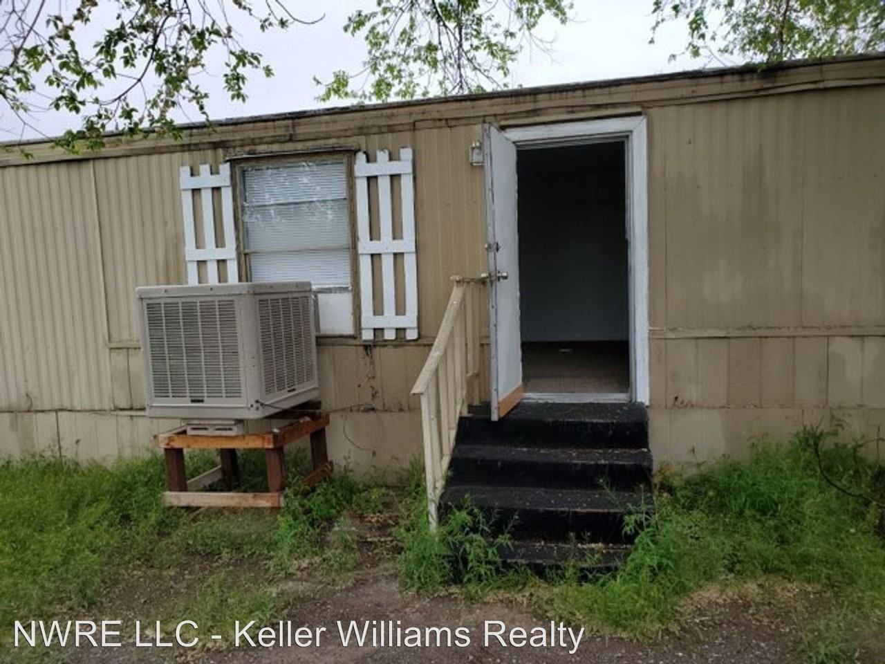 921 1st Street - Photo 2 of 12