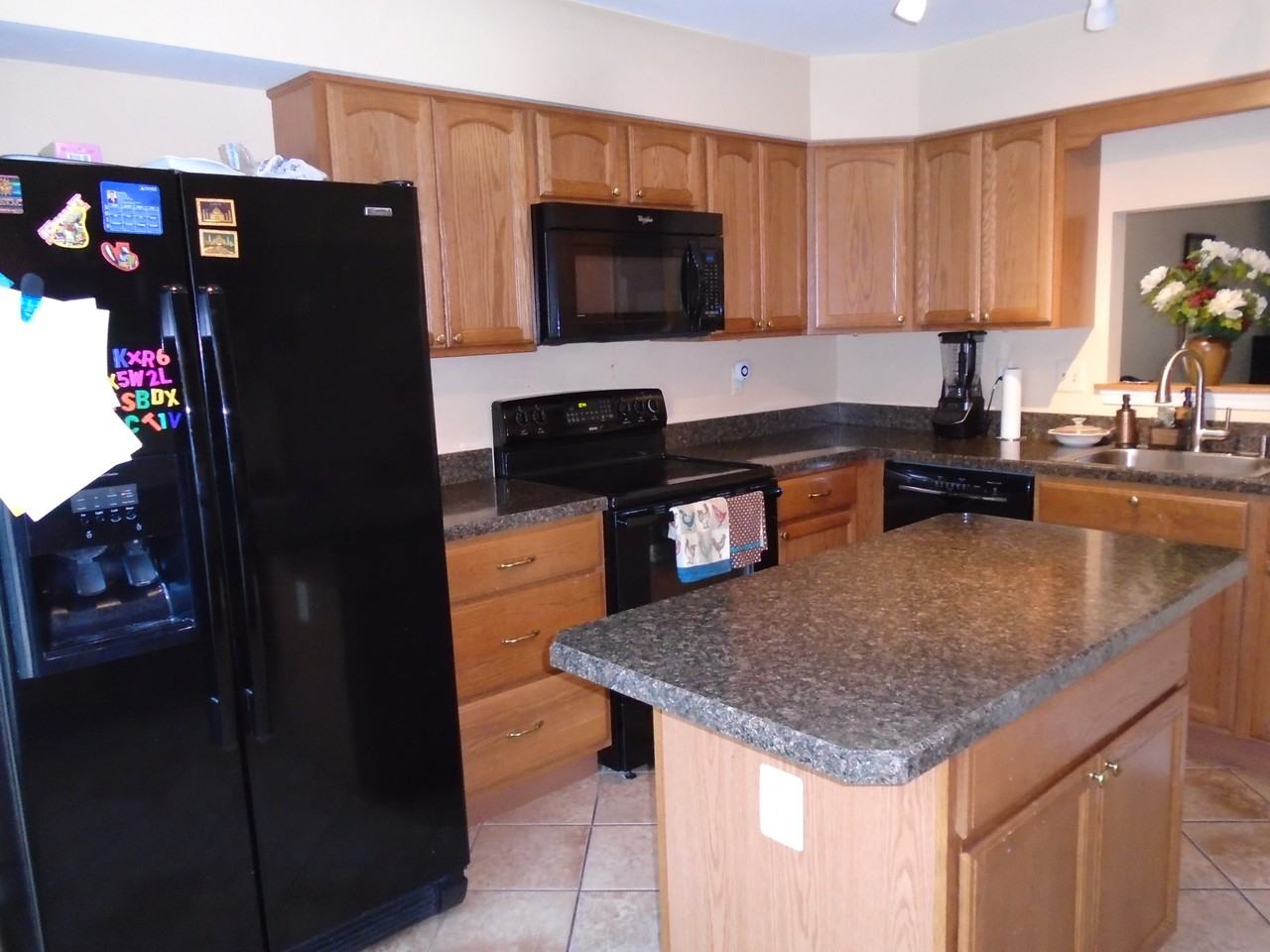 4741 Leyden Way - Photo 2 of 22