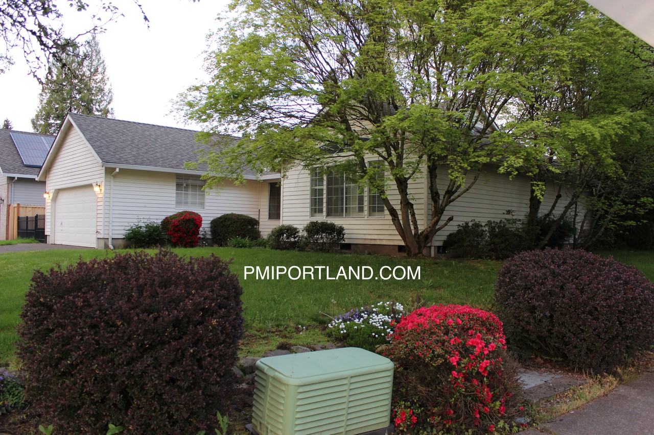 19350 Sw 51st Ave - Photo 2 of 21