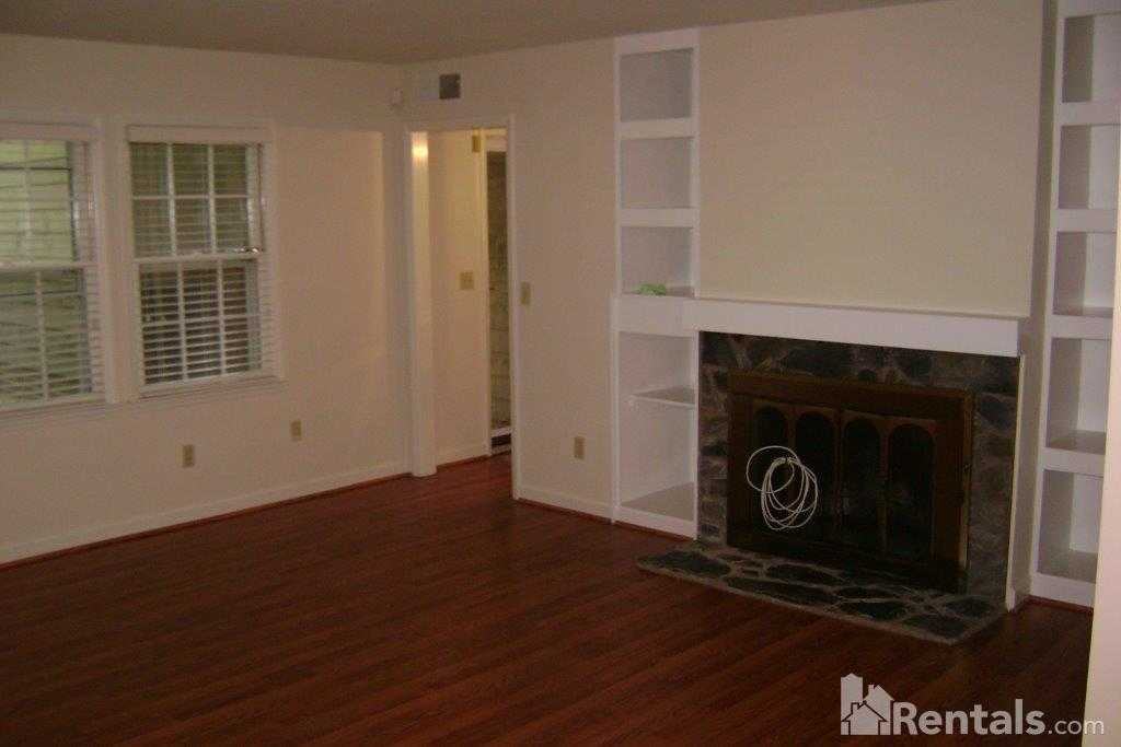 3403 Colony Crossing Dr - Photo 3 of 5