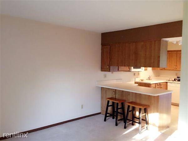 5223 W Loomis Rd - Photo 2 of 10