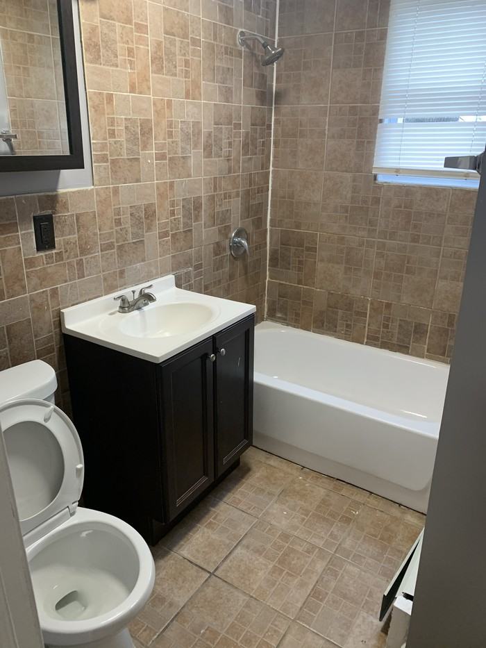 21 Mitchell Pl - Photo 2 of 6