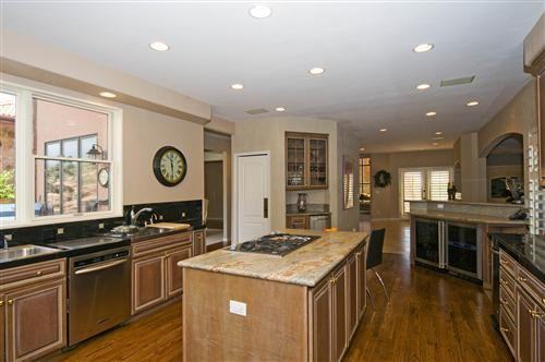 6309 Willow Springs Dr - Photo 3 of 16