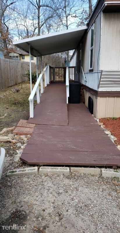 606 Lynette St. - Photo 2 of 8