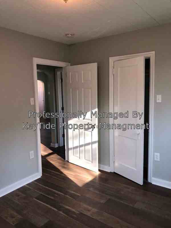 339 E Browning Rd - Photo 2 of 26