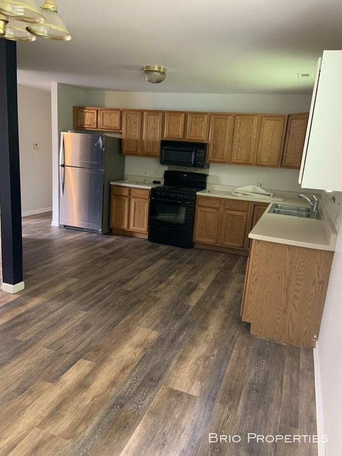 334 E Hunt Ave - Photo 3 of 7