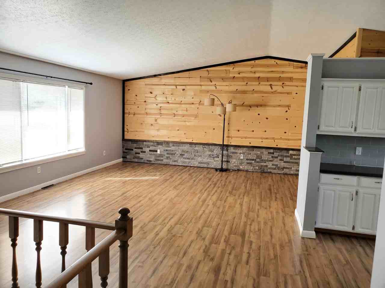 8923 Shoemaker Ave Nw - Photo 2 of 18